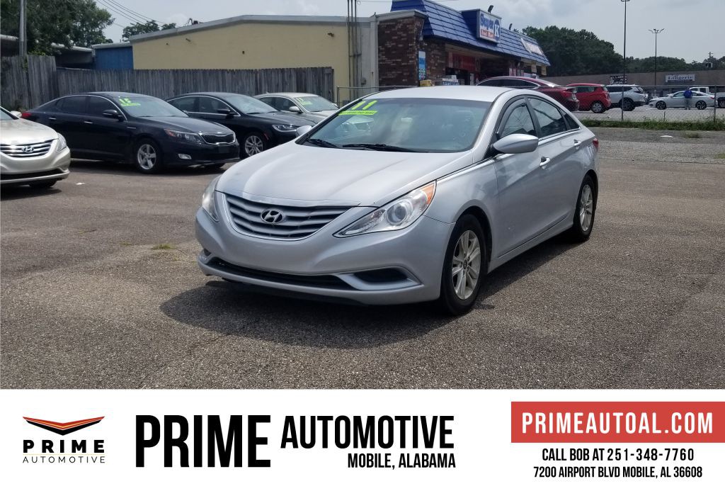 2011 Hyundai Sonata Image 3