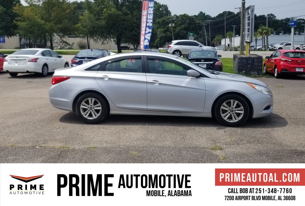 2011 Hyundai Sonata Image 8