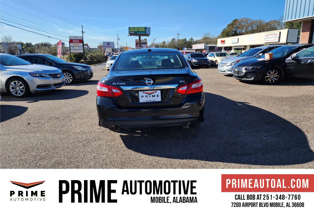 2017 Nissan Altima Image 6