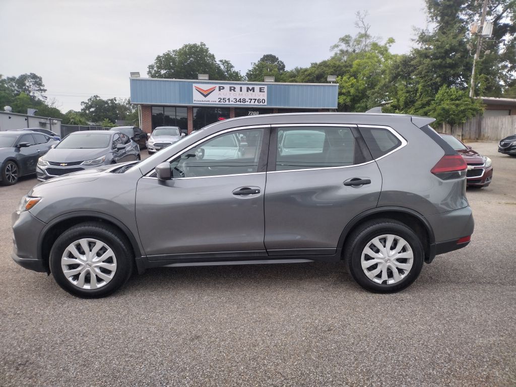 2018 Nissan Rogue Image 3
