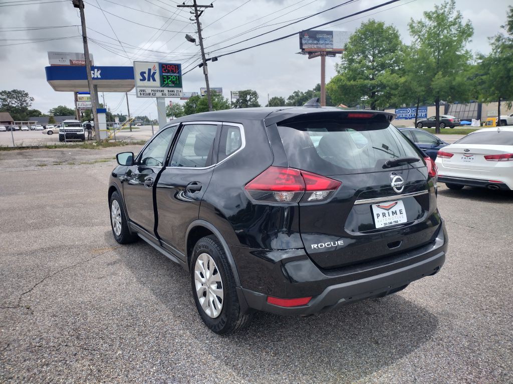 2018 Nissan Rogue Image 8