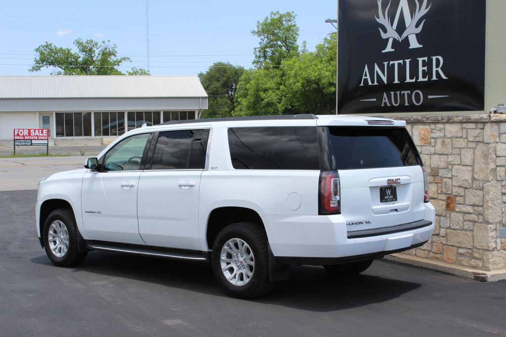 2018 GMC Yukon Image 3