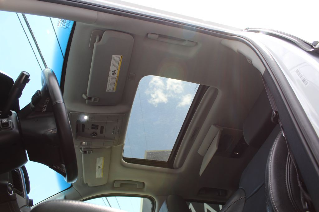 2018 GMC Yukon Image 32