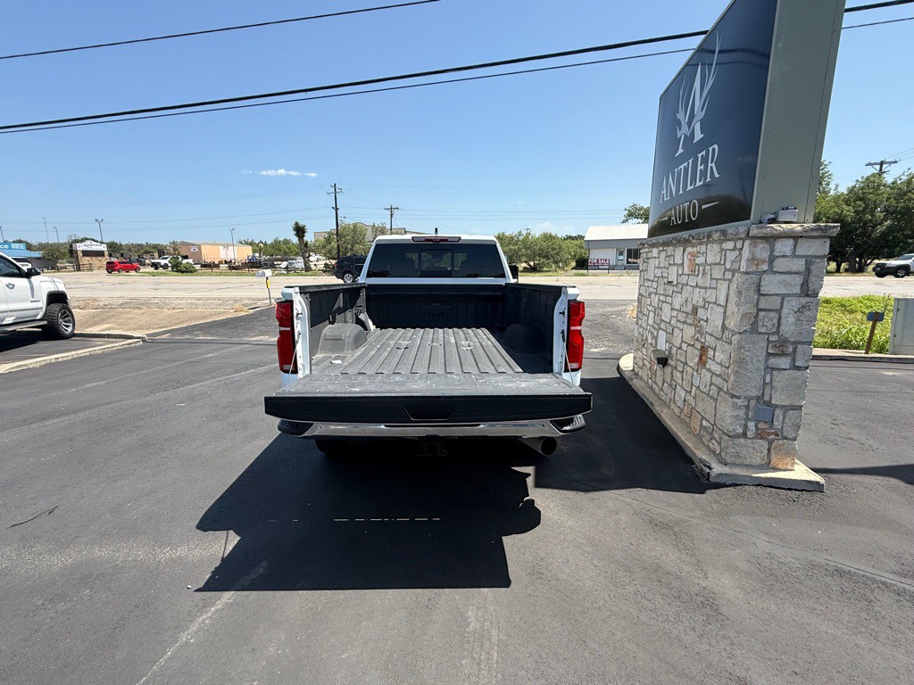 2024 Chevrolet Silverado 1500 Image 12