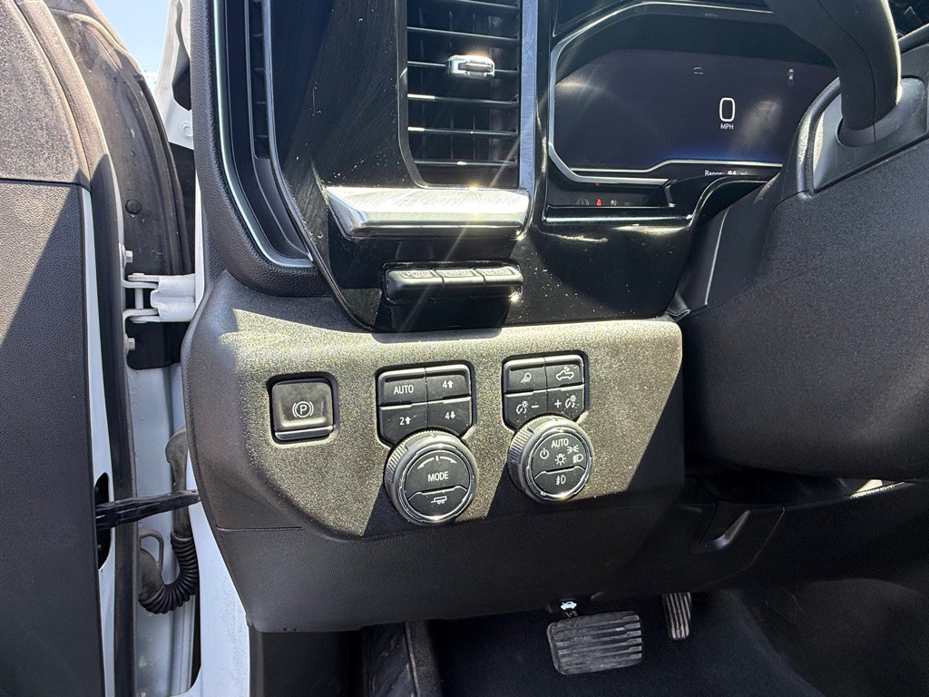 2024 Chevrolet Silverado 1500 Image 17