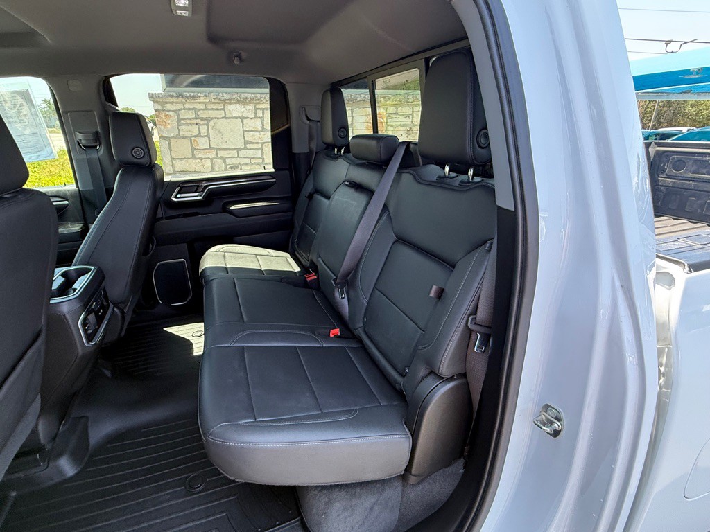 2024 Chevrolet Silverado 1500 Image 33