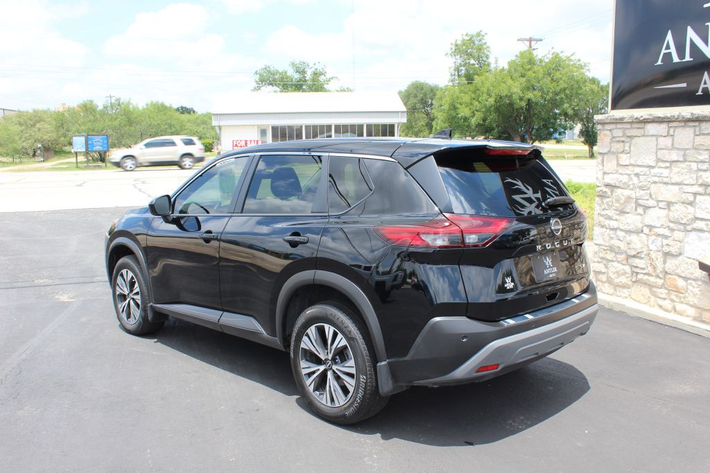 2023 Nissan Rogue Image 3