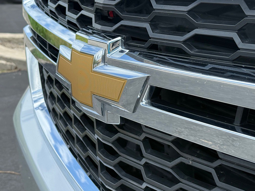 2019 Chevrolet Tahoe Image 8