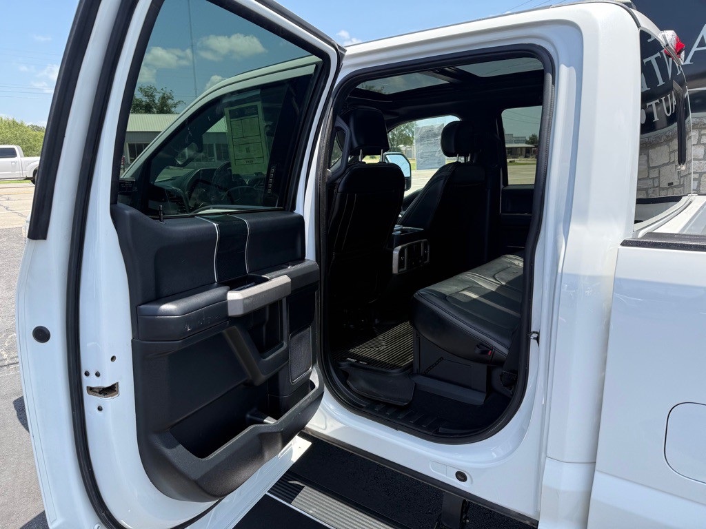 2021 Ford F-350 Image 22