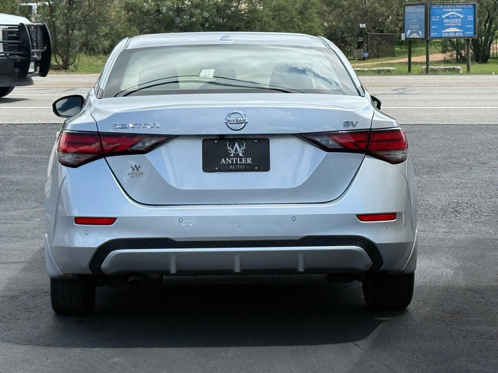 2020 Nissan Sentra Image 4