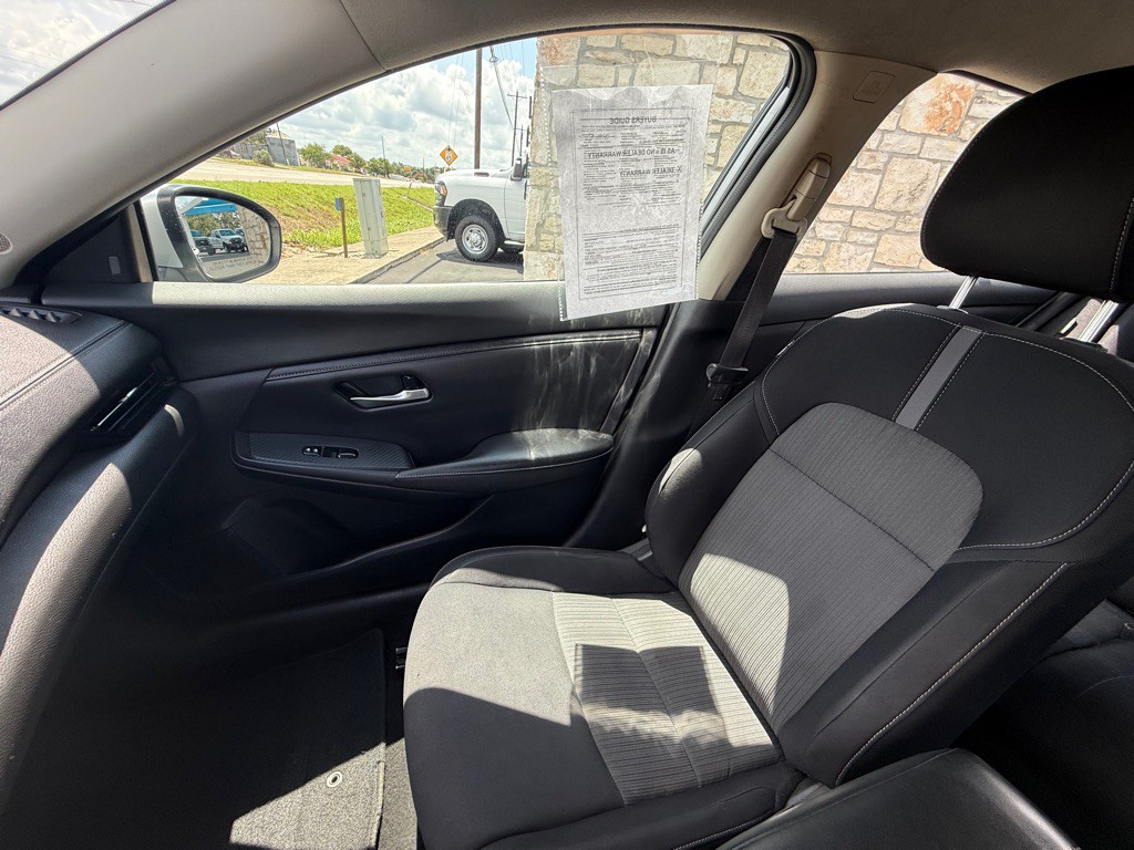 2020 Nissan Sentra Image 16