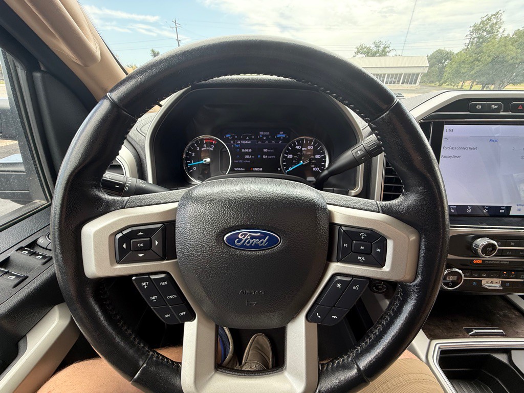 2022 Ford F-350 Image 13