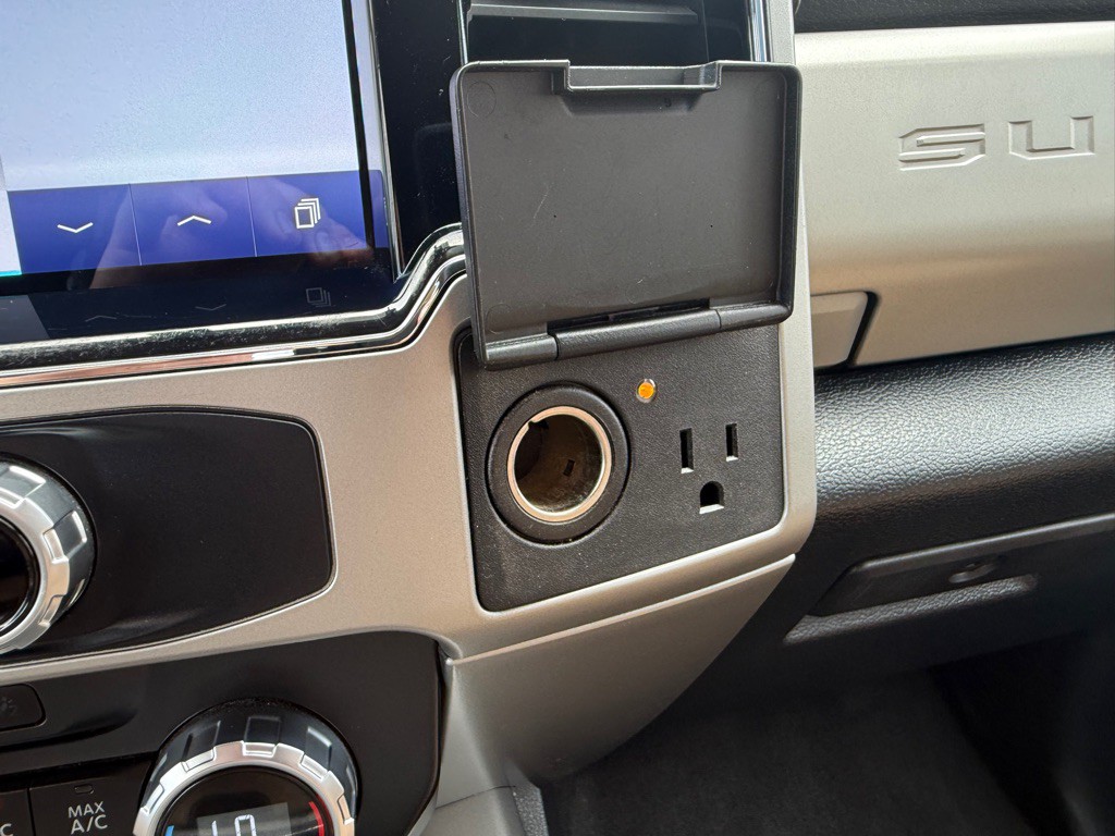 2022 Ford F-350 Image 17