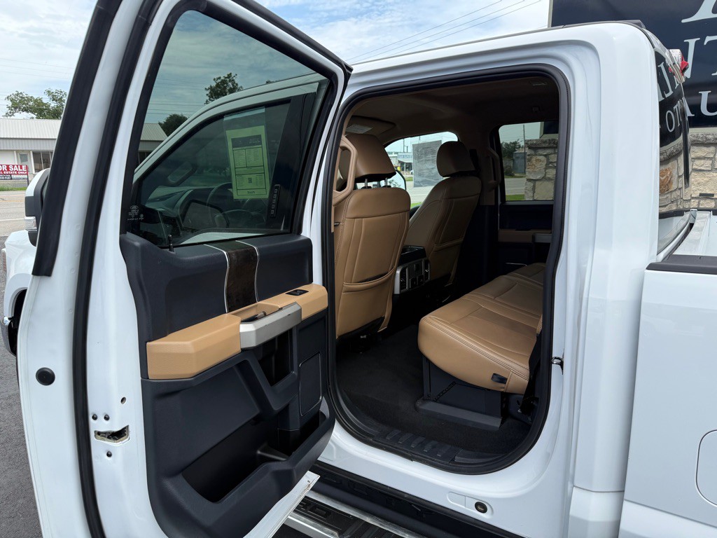 2022 Ford F-350 Image 23