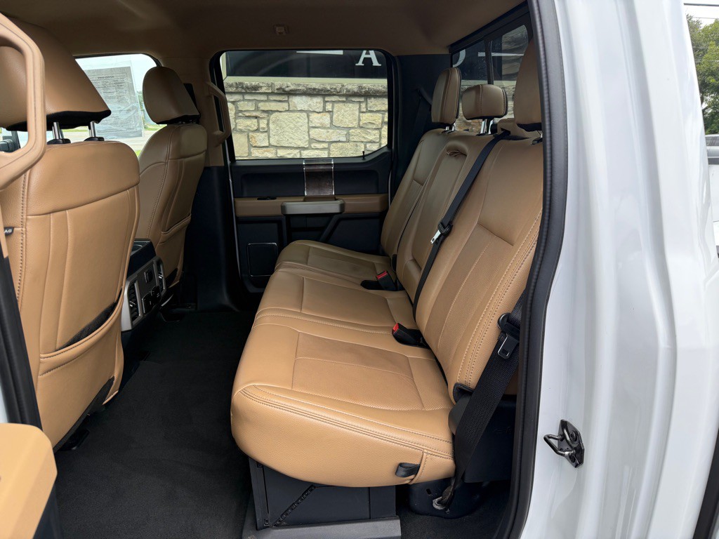 2022 Ford F-350 Image 24