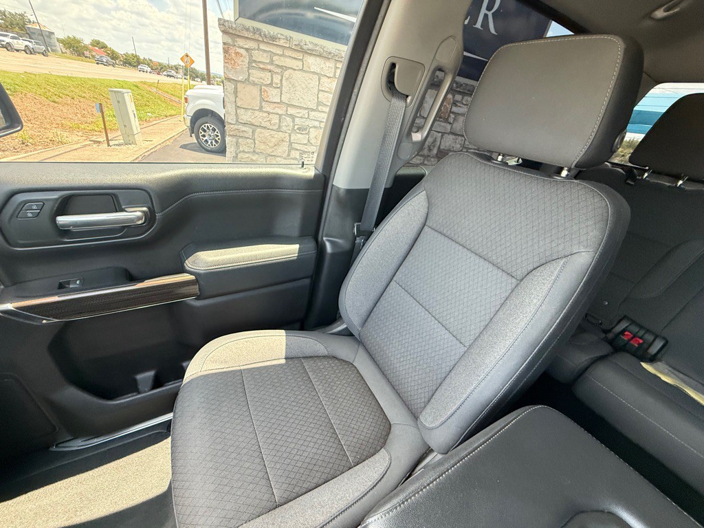 2019 Chevrolet Silverado 1500 Image 16