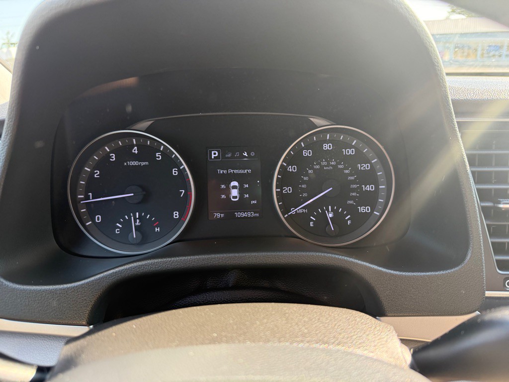 2018 Hyundai Elantra Image 11