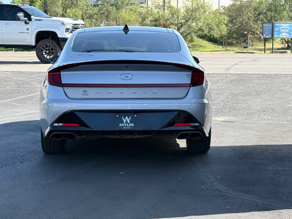 2023 Hyundai Sonata Image 4