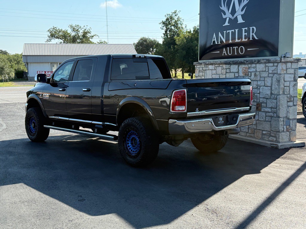 2018 RAM 2500 Image 3