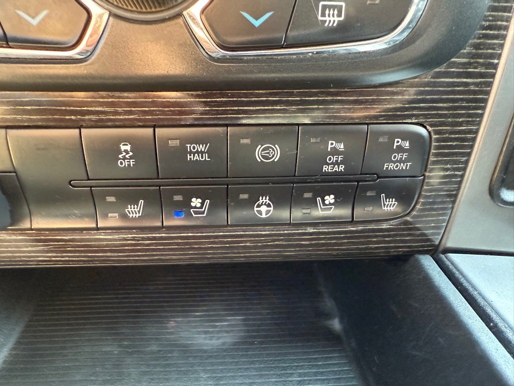 2018 RAM 2500 Image 16
