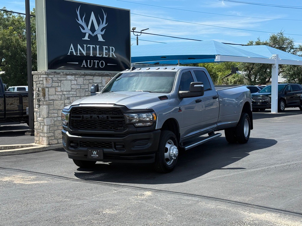 2024 RAM 3500 Image 1