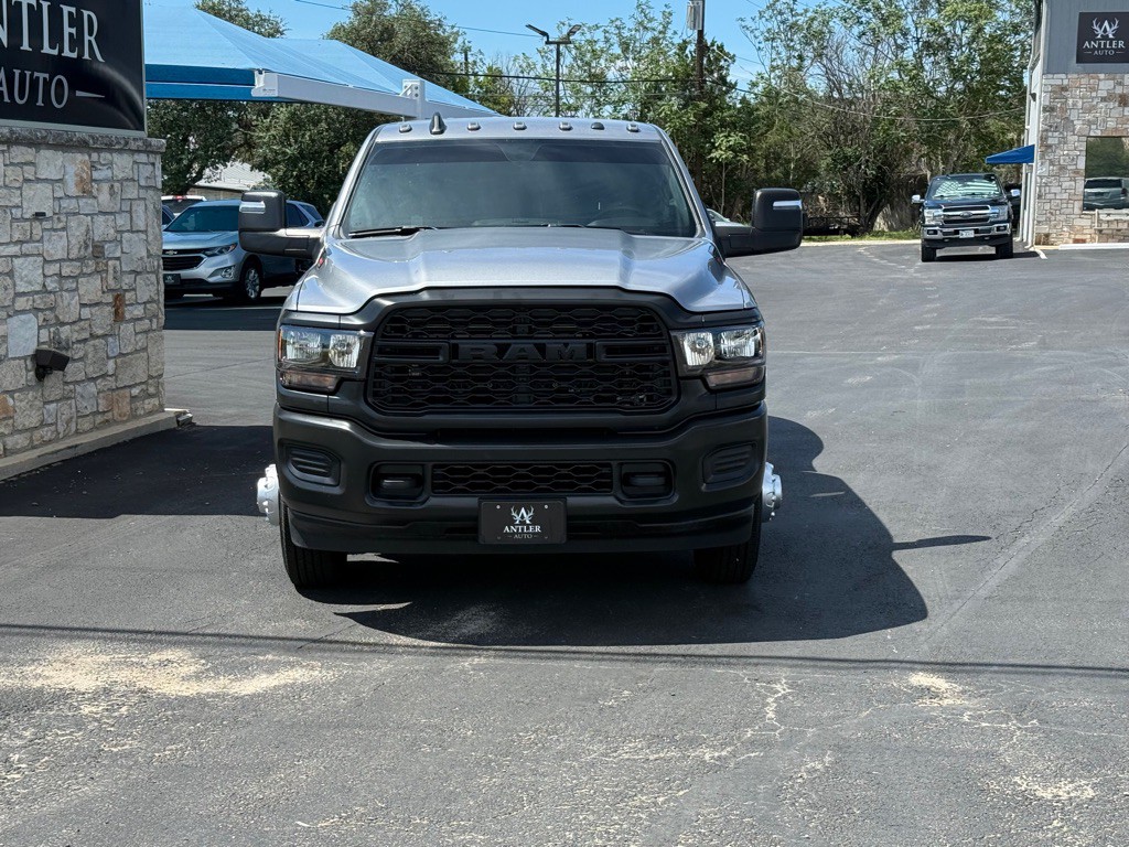 2024 RAM 3500 Image 7