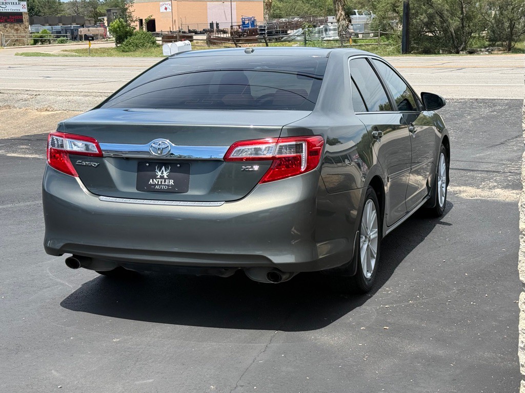 2013 Toyota Camry Image 5