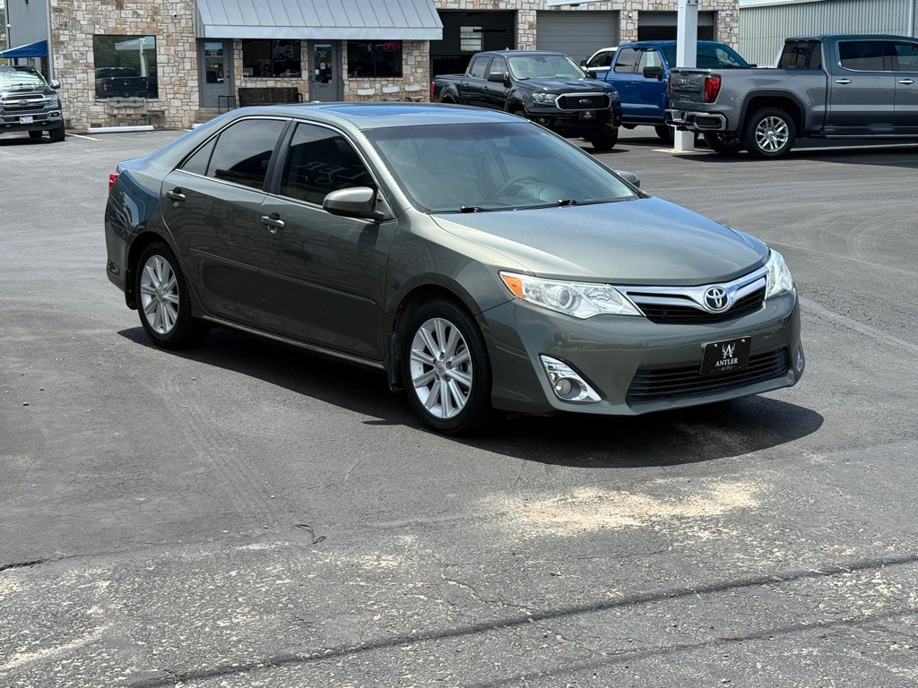 2013 Toyota Camry Image 6