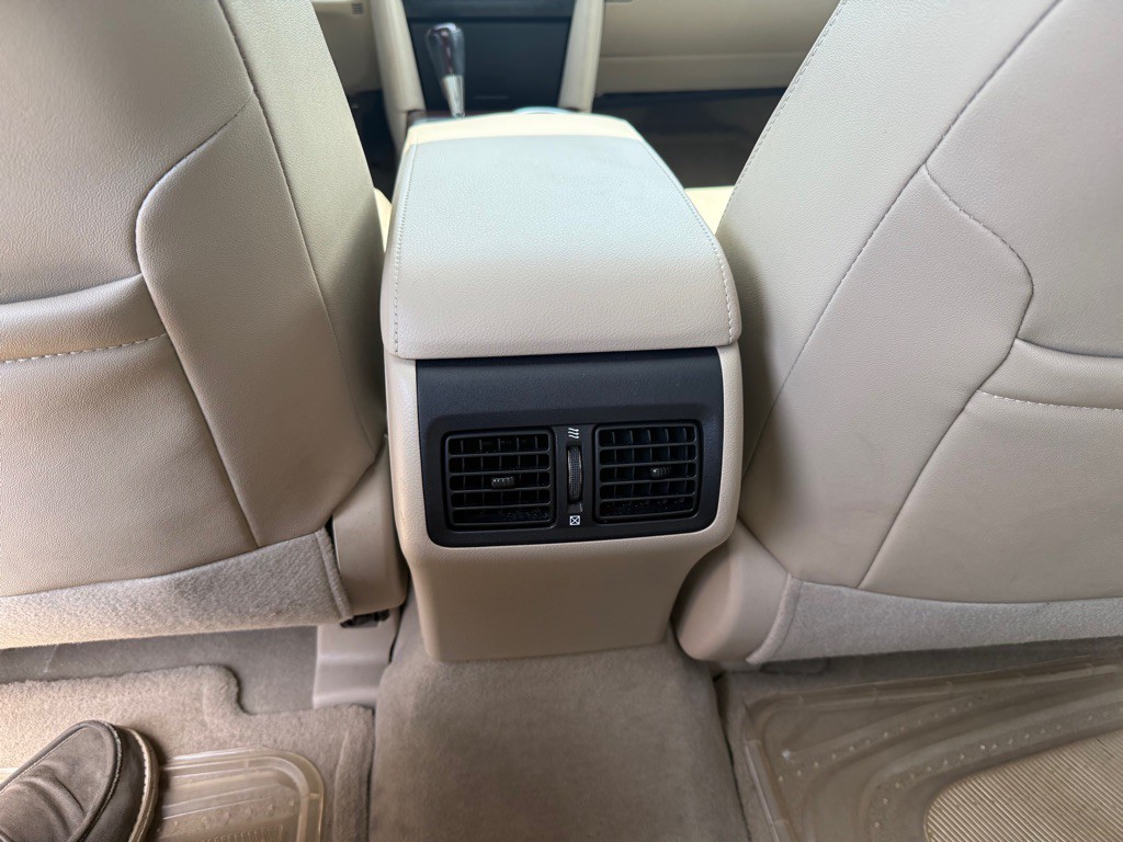 2013 Toyota Camry Image 21