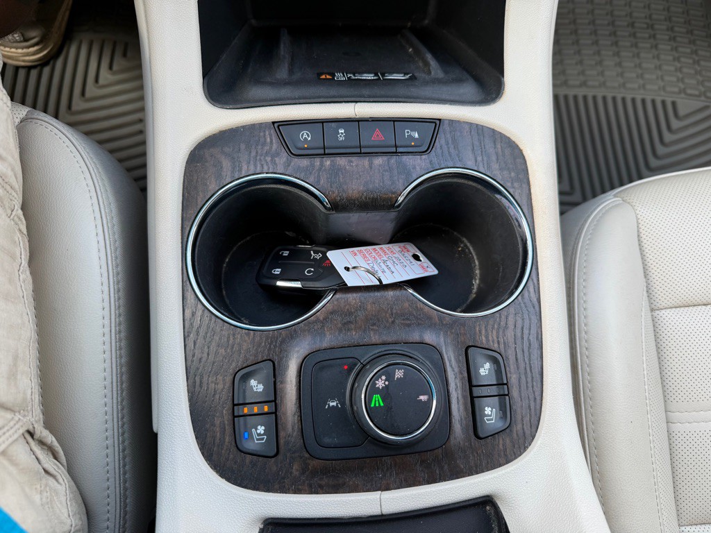 2020 GMC Acadia Image 13