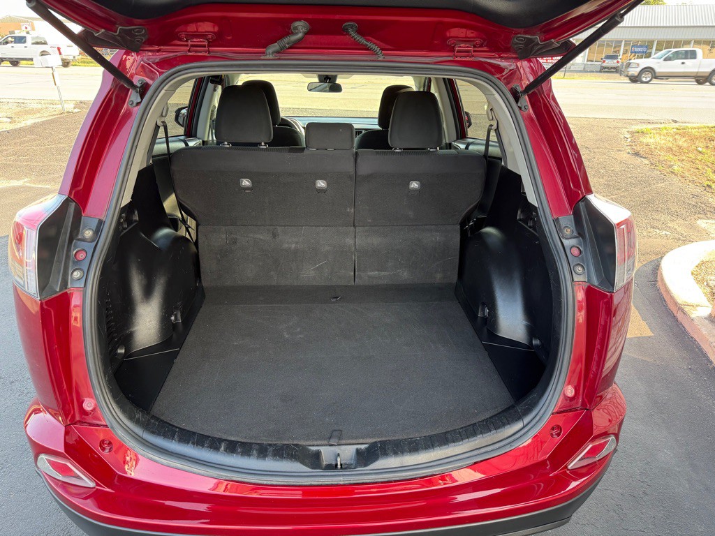 2018 Toyota Rav4 Image 8