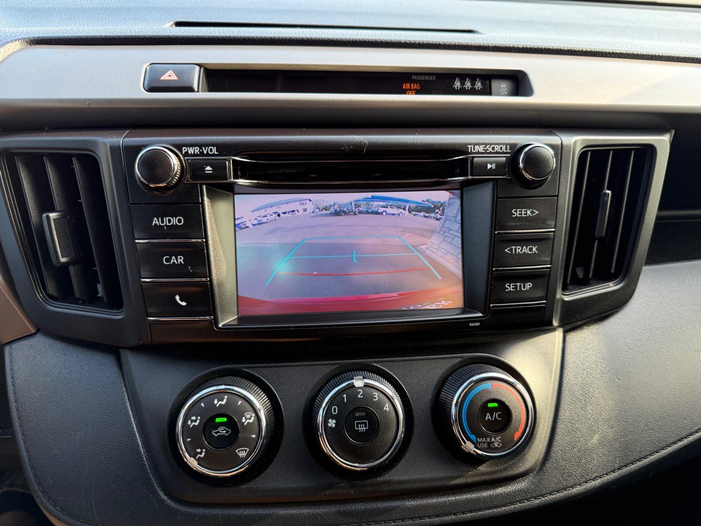 2018 Toyota Rav4 Image 13