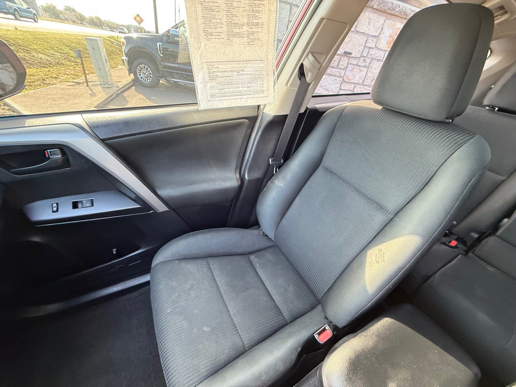 2018 Toyota Rav4 Image 14
