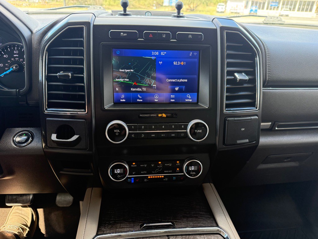 2021 Ford Expedition Image 14