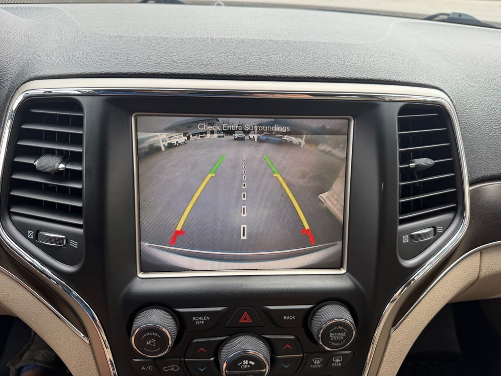 2014 Jeep Grand Cherokee Image 16