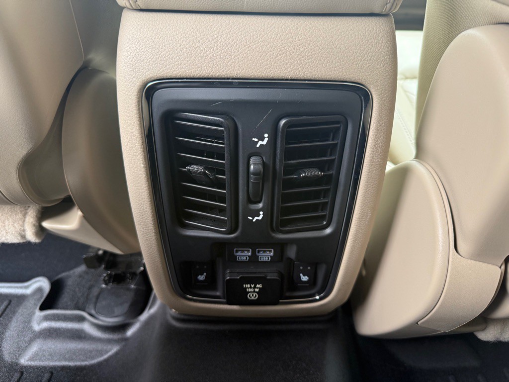2014 Jeep Grand Cherokee Image 18