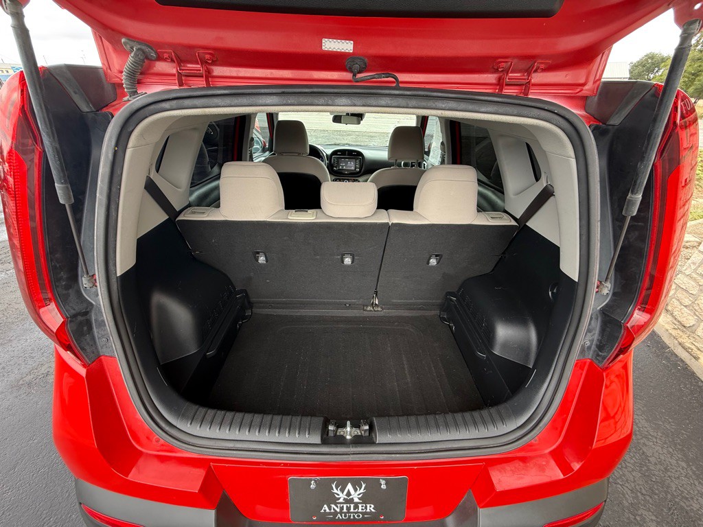 2020 Kia Soul Image 8