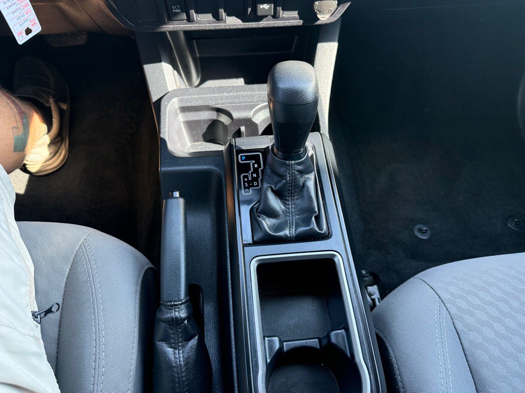 2020 Toyota Tacoma Image 11