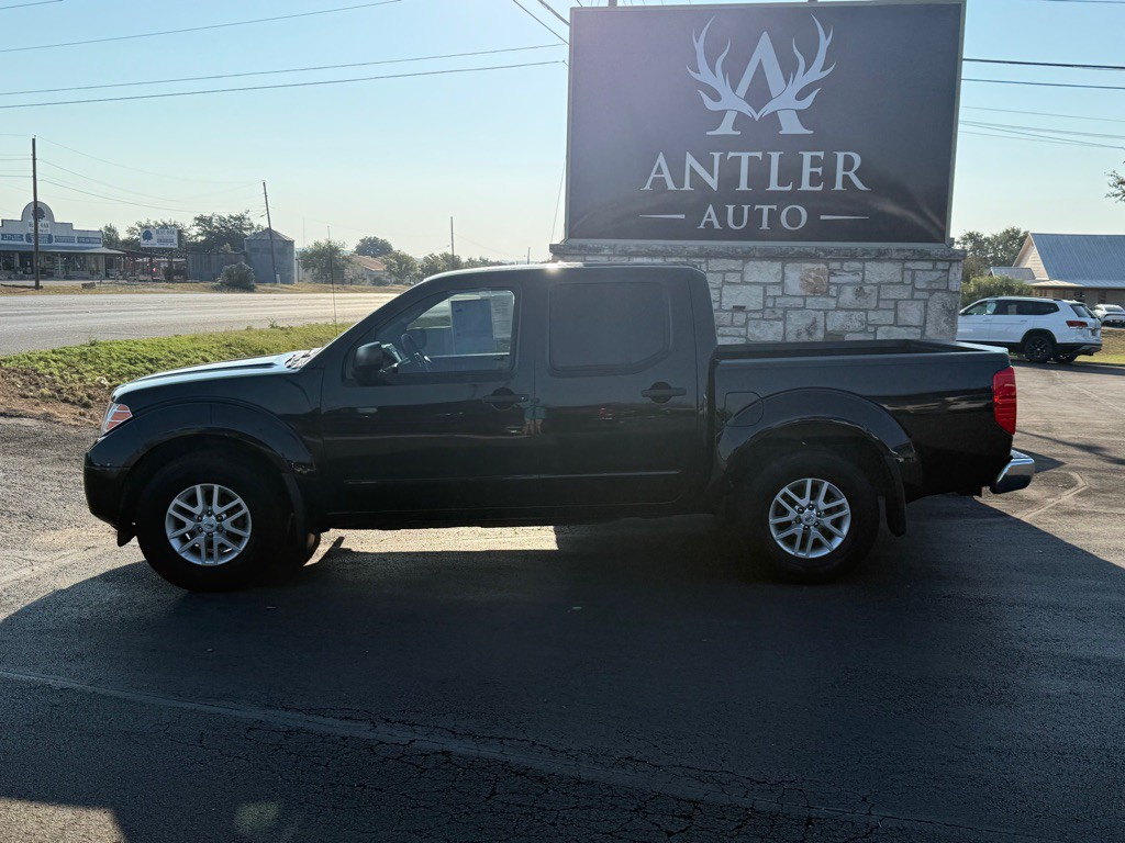 2019 Nissan Frontier Image 2