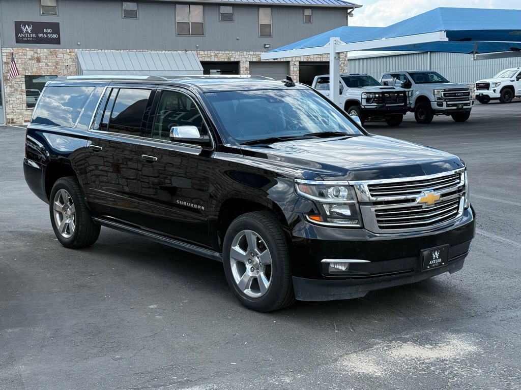 2019 Chevrolet Suburban Image 6
