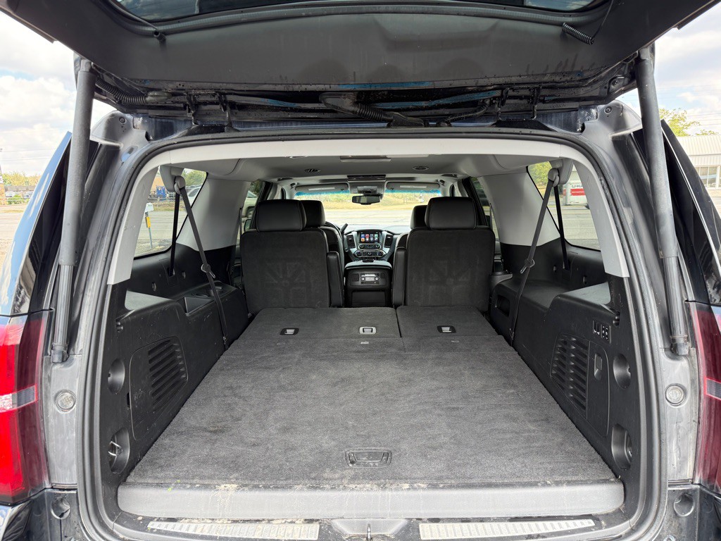 2019 Chevrolet Suburban Image 9
