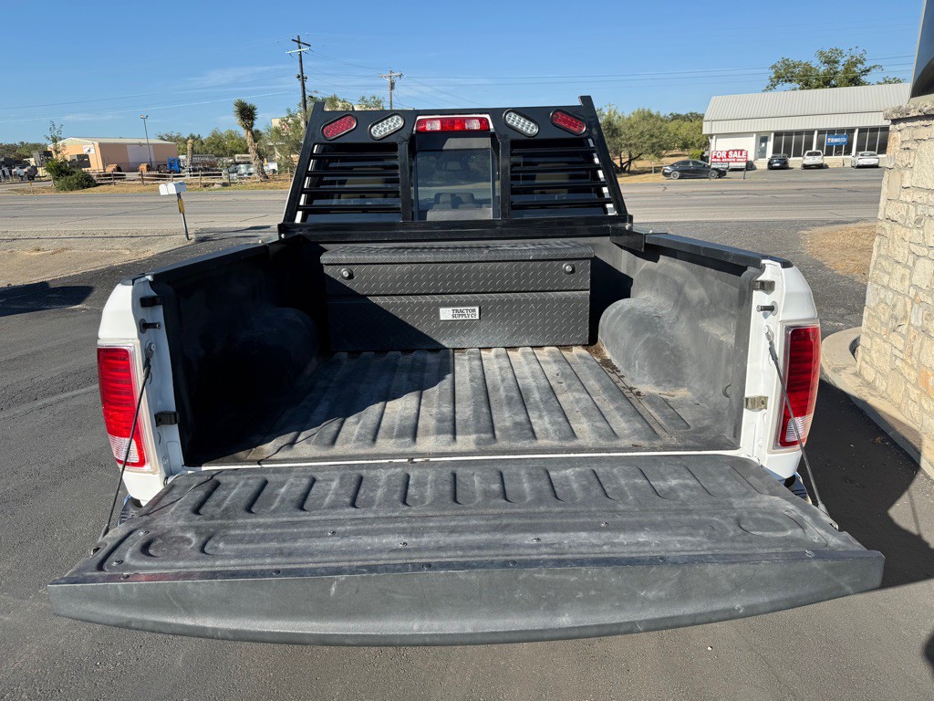 2017 RAM 1500 Image 9