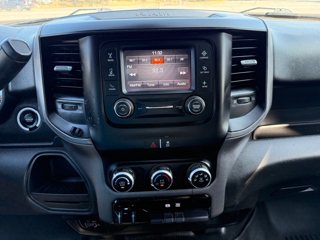 2022 RAM 2500 Image 12