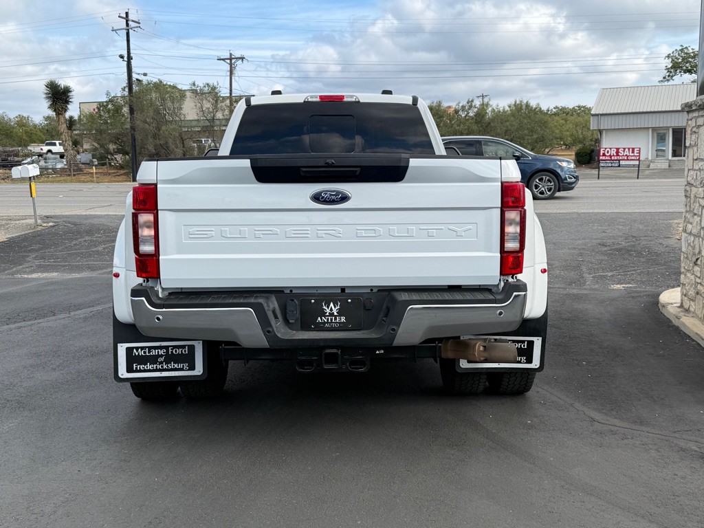 2022 Ford F-350 Image 4