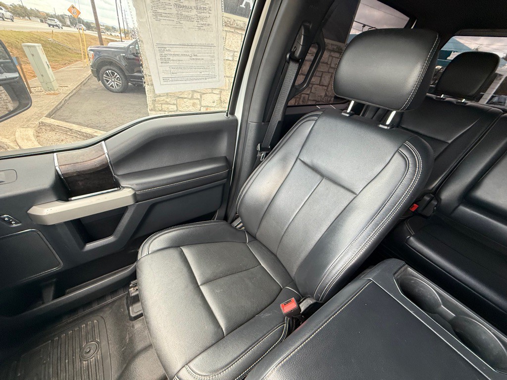 2022 Ford F-350 Image 15