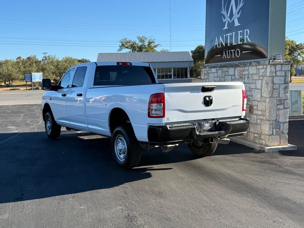2023 RAM 2500 Image 3