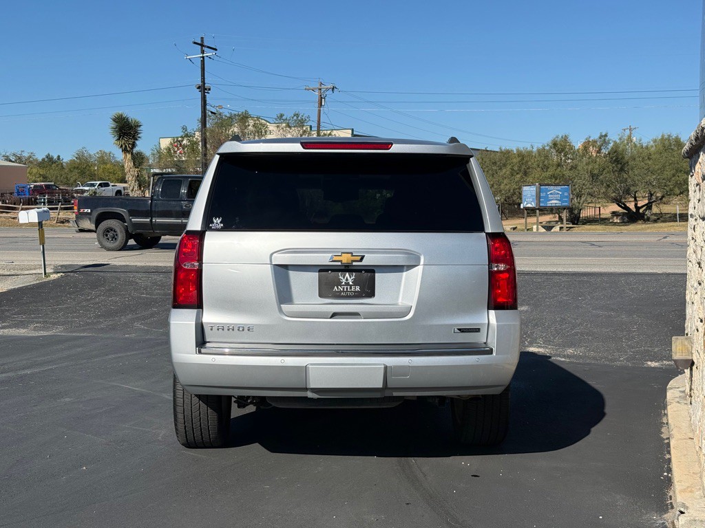 2017 Chevrolet Tahoe Image 4