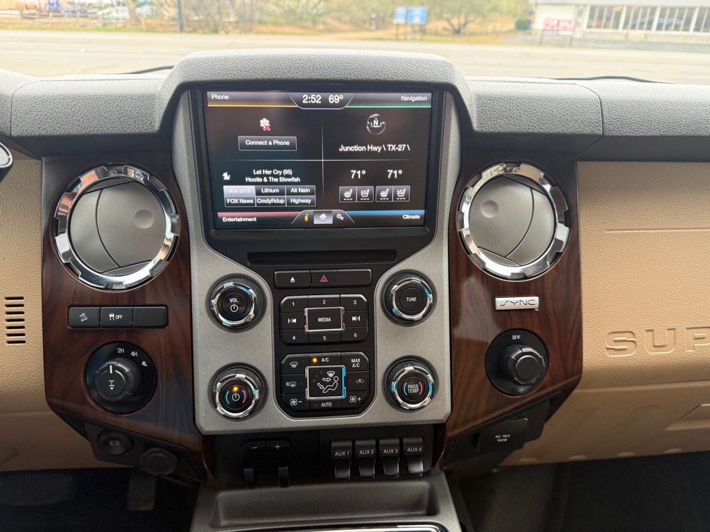 2015 Ford F-350 Image 13