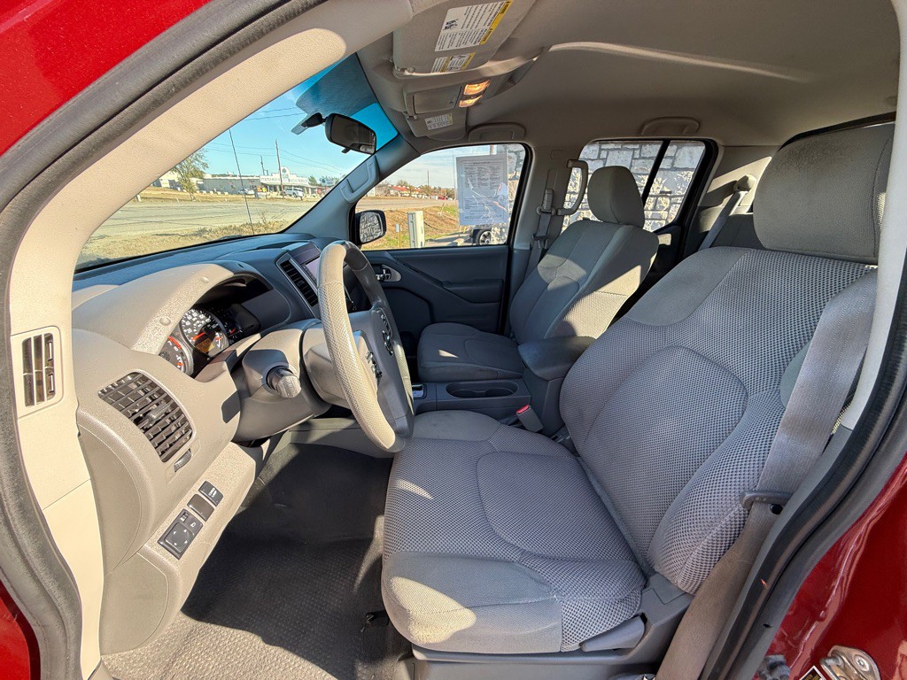 2019 Nissan Frontier Image 10