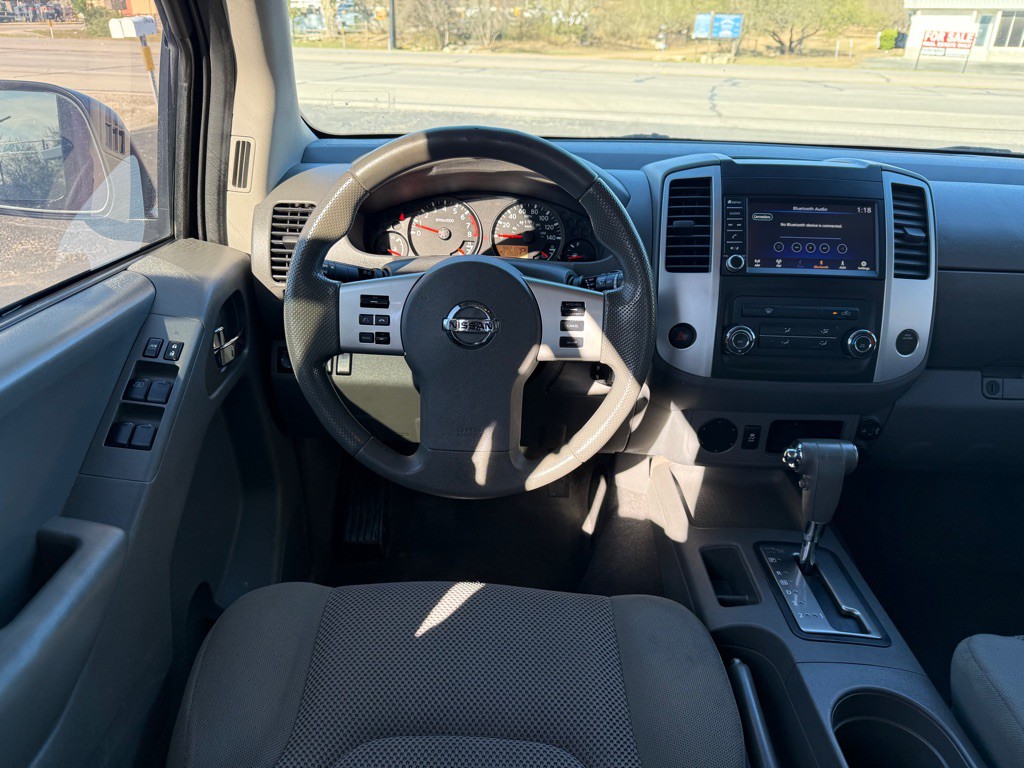 2019 Nissan Frontier Image 17